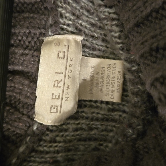 Sweater - Picture 2 of 2